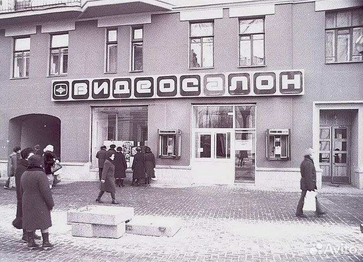 Видеокассеты с фильмами 80-90-х