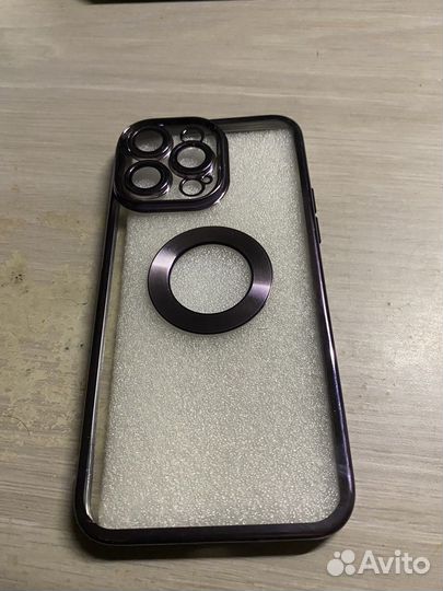 Защитное стекло и два чехла на iPhone 14 pro max