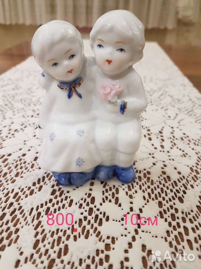 Фарфоровые статуэтки,шкатулка