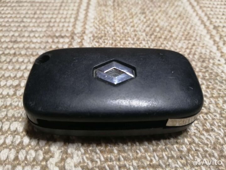Renault Megane III / Fluence оригинальный чип ключ