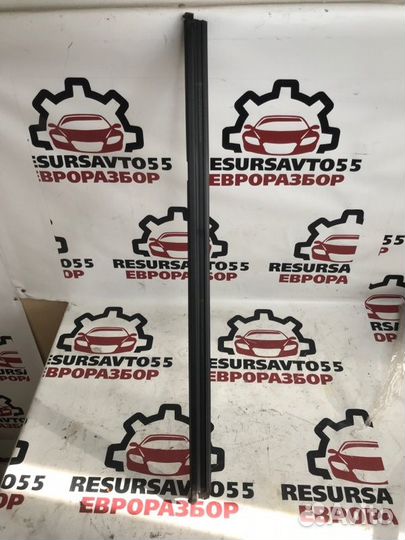 Накладка двери задняя правая Vw Tiguan 5N 2.0 TSI