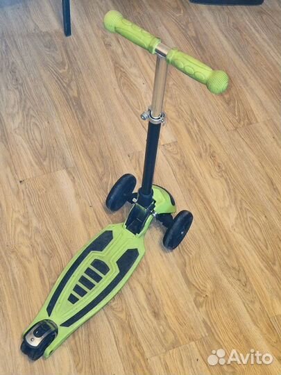 Самокат детский трехколесный бу