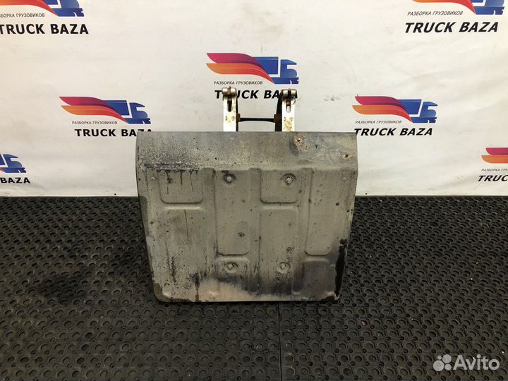 Кронштейн глушителя основного Volvo FH