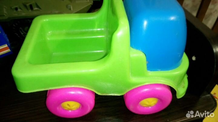 Игрушки машинки