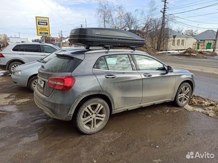 Автобокс на Мерседес черный карбон