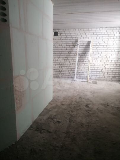 2-к. квартира, 80,3 м², 1/14 эт.