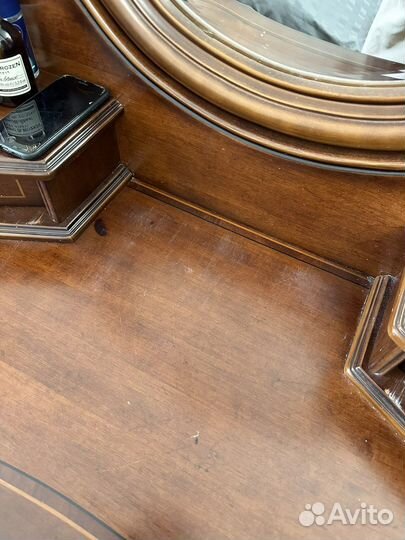 Спальный гарнитур