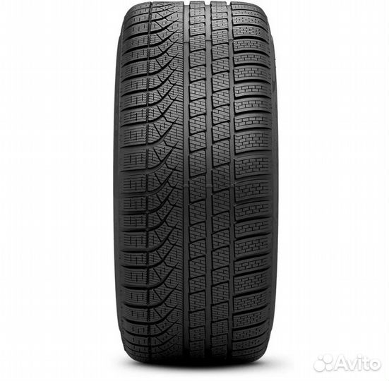 Pirelli P Zero Winter 275/35 R19 и 255/35 R19 100V