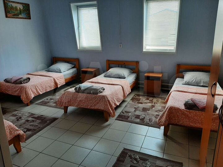 Комната 100 м², 2/2 эт.
