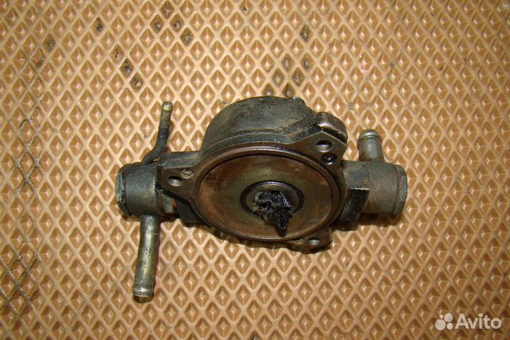 Вакуумный насос Kia Sportage 1