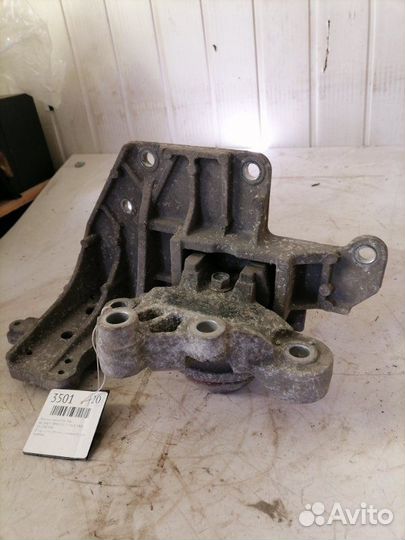 Подушка двигателя левая Nissan X-Trail T31 2.5 4X4