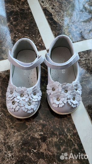 Туфли для девочки 23 размер