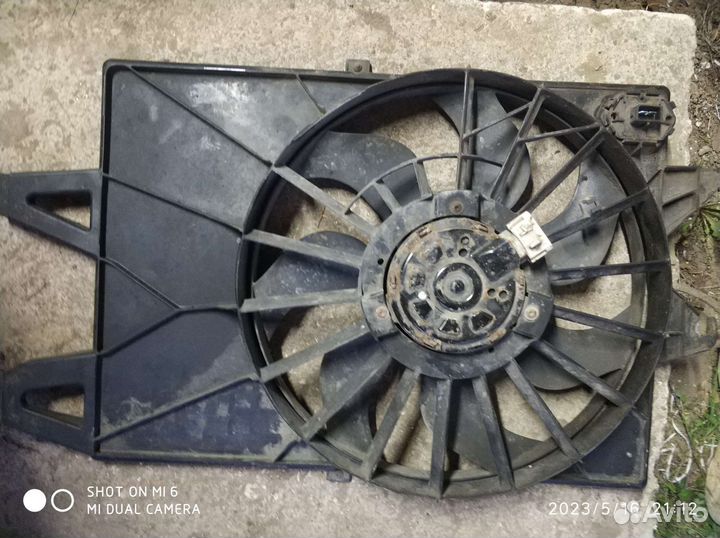 Рамка вентилятора форд Мондео 3