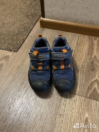 Кроссовки geox