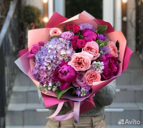 Доставка или самовывоз букетов в Москве и мо