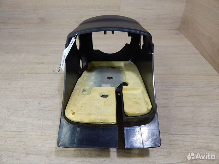 Кожух рулевой колонки Vw Touran 1