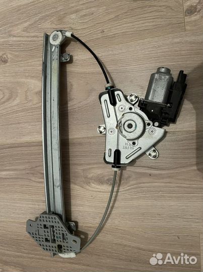 Стеклоподъемники Solaris