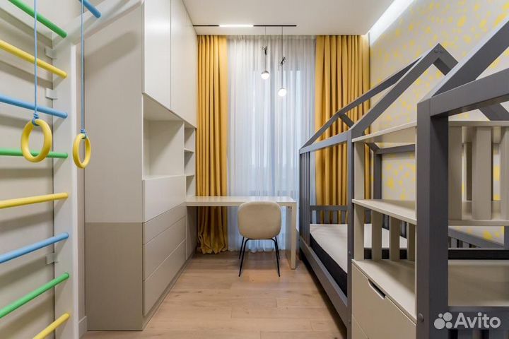 Детская кроватка домик. 2 штуки (цееа за каждую)