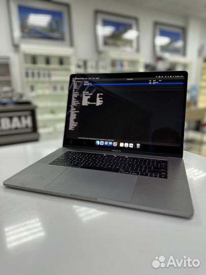 Apple MacBook Pro 15 (2017) 16/512 GB