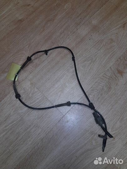 Датчик абс задний левый Nissan Teana J32 2008-2015