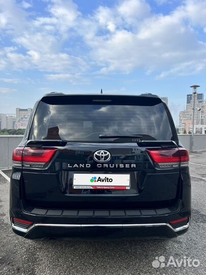 Toyota Land Cruiser 3.5 AT, 2021, 5 575 км