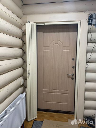 Решетка раздвижная на двери