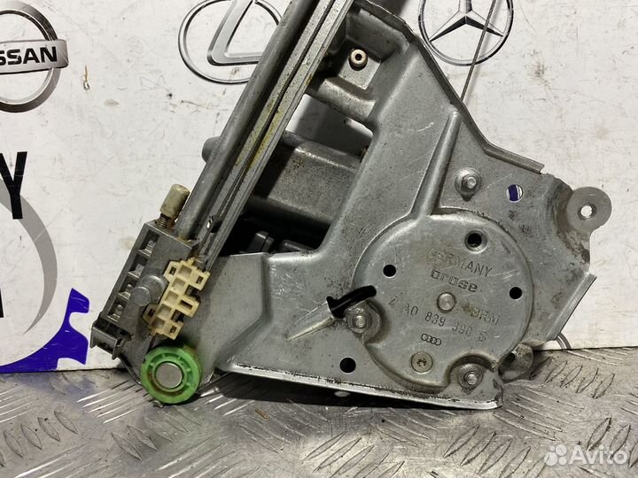 Задний правый стеклоподъемник Audi A6 C4