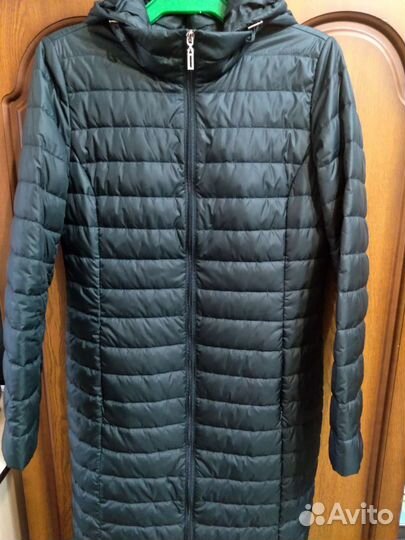 Плащ осень-весна, темно зеленый, в отл сост.,48р