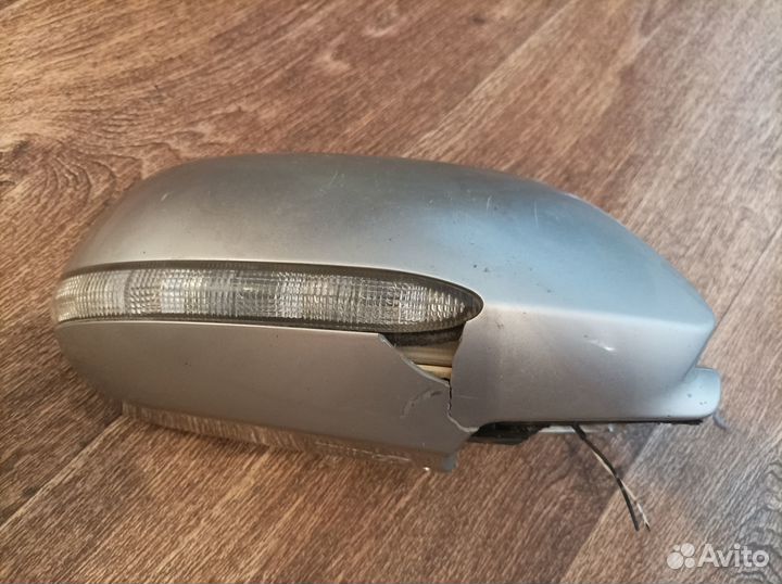 Зеркало правое Honda Accord