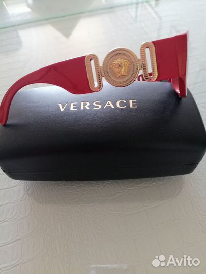 Новые солнцезащитные очки versace