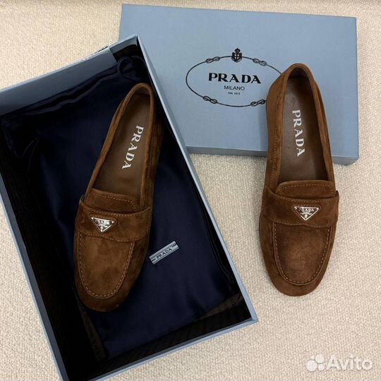 Лоферы Prada