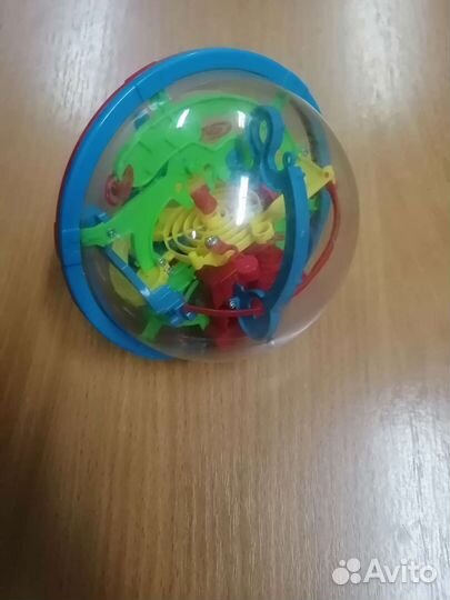 Головоломка шар-лабиринт