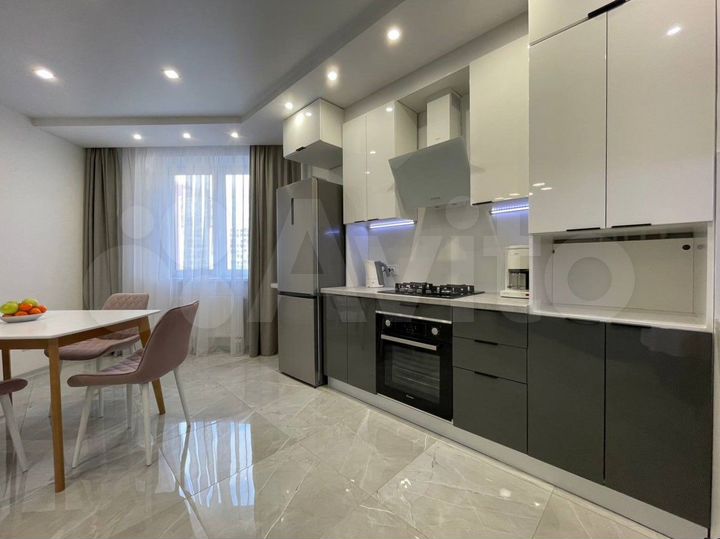 2-к. квартира, 50 м², 3/10 эт.