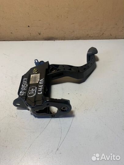 Педаль сцепления Skoda Fabia 6Y2 AME 2004