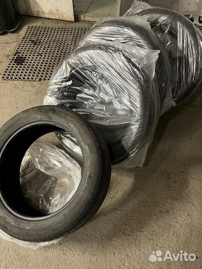 Bridgestone Dueler H/L 235/55 R20