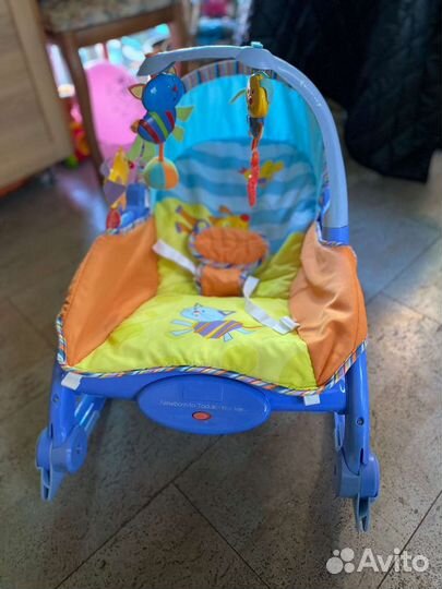 Шезлонг детский Fisher price