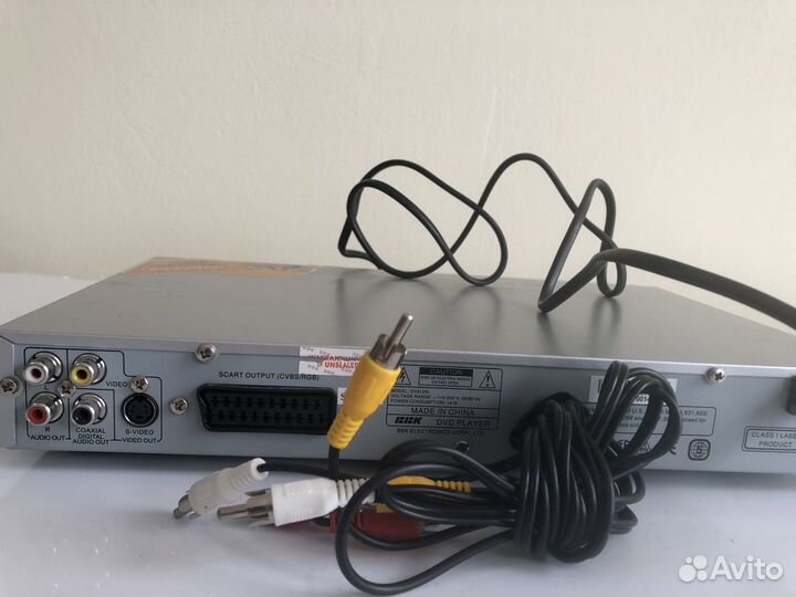 Dvd плеер BBK dv312si