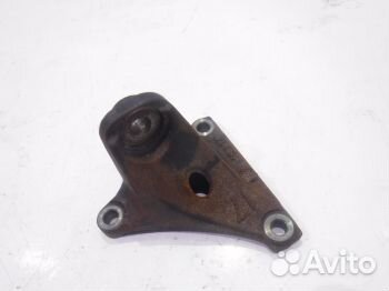 Кронштейн двигателя 1231136020