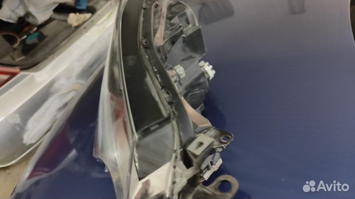 Фара передняя правая Toyota rav4 2012-2015 г.в