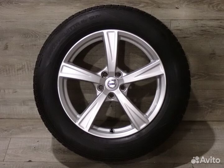 Комплект оригинальных колес Volvo XC90 R18 зима