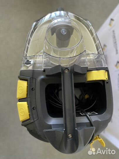 Моющий пылесос Karcher puzzi 8 1