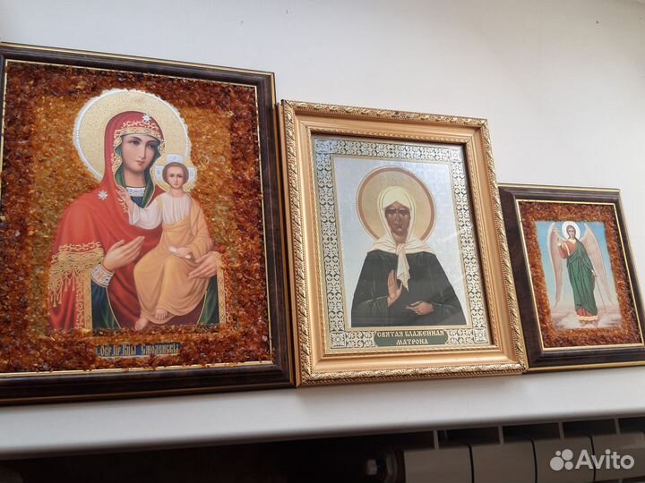 Иконы с янтарем