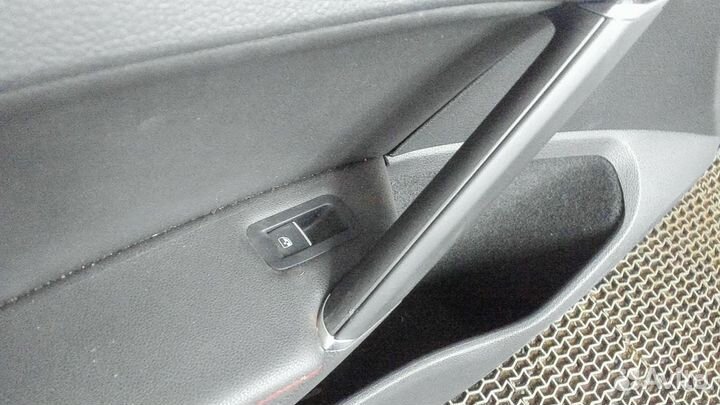 Дверь боковая Volkswagen Golf 7, 2018