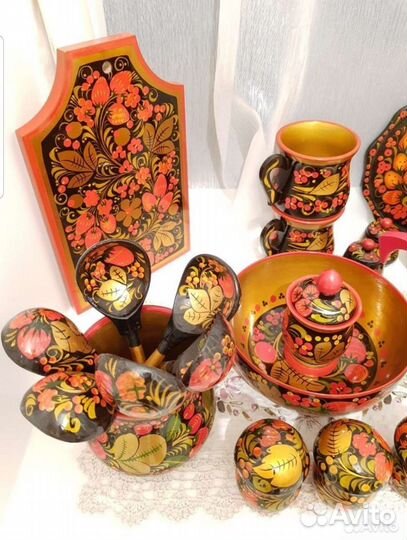 Набор посуды хохлома