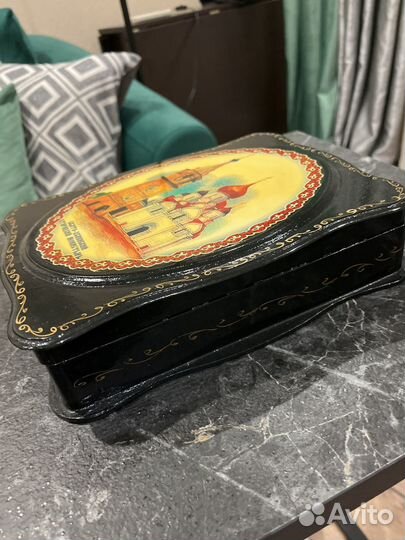 Деревянная шкатулка большая