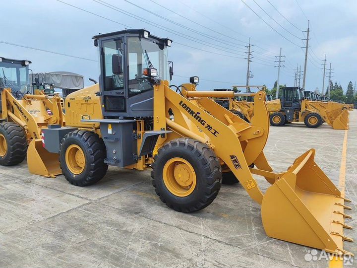 Фронтальный погрузчик Lonking CDM932N, 2023