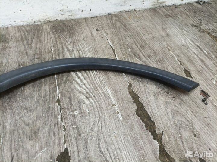 Накладка на крыло передняя правая Opel Corsa C