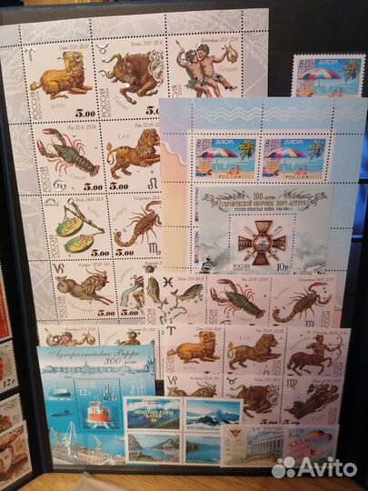 Годовой набор марок России 2004г., в худ. обложке