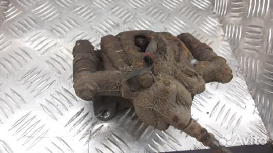 Суппорт тормозной задний левый mercedes benz vito