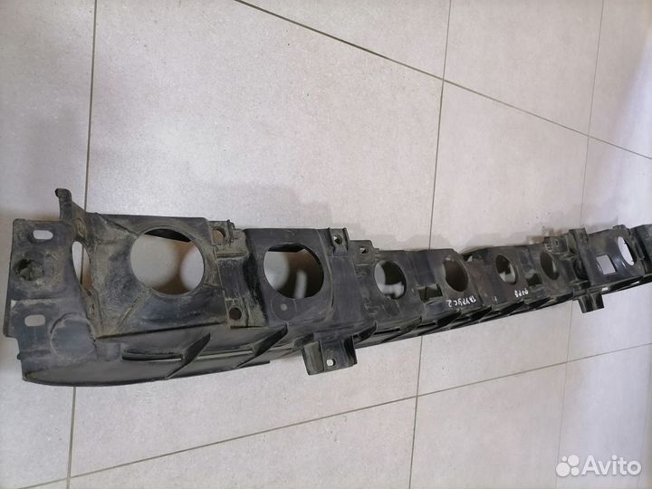 Усилитель переднего бампера Ford Taurus 2 1992-96